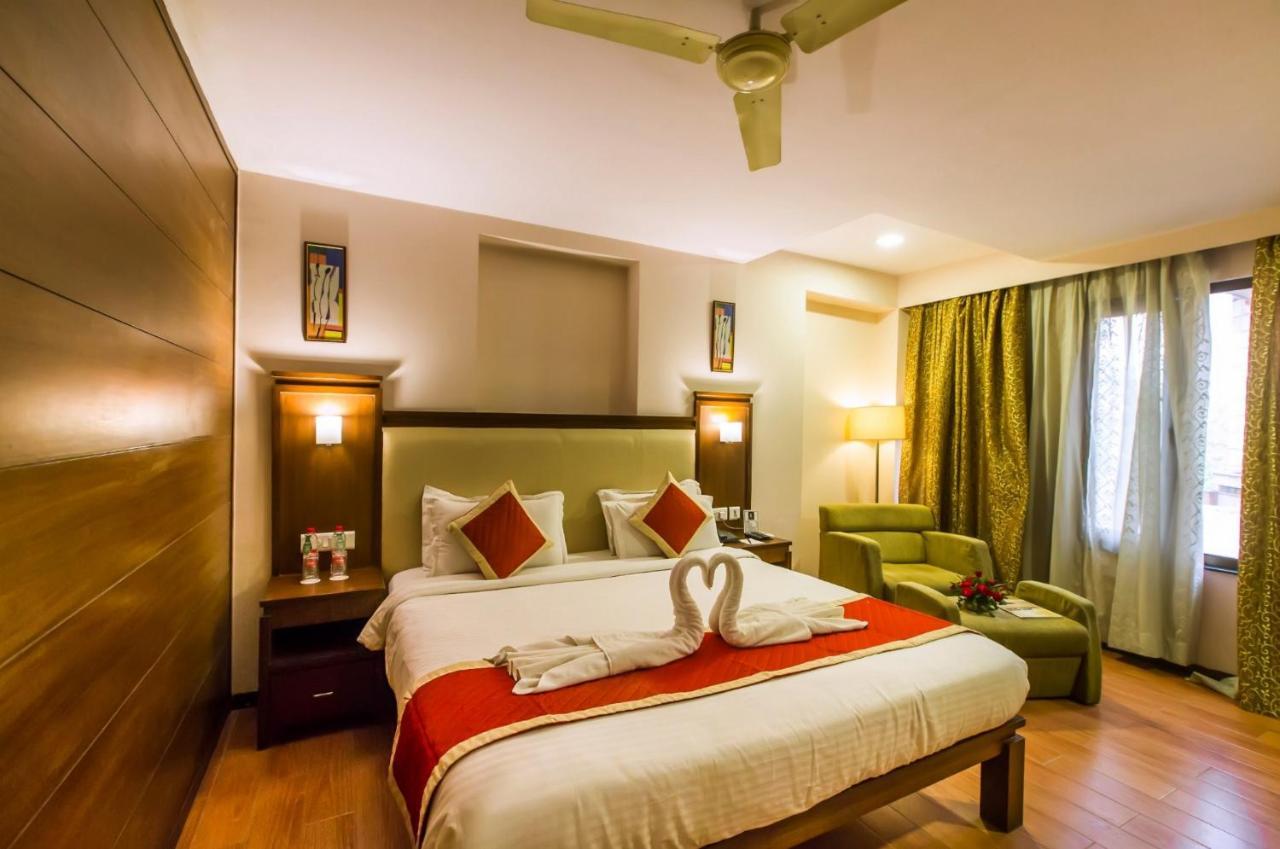 Hotel Golden Manor Jaipur Bagian luar foto