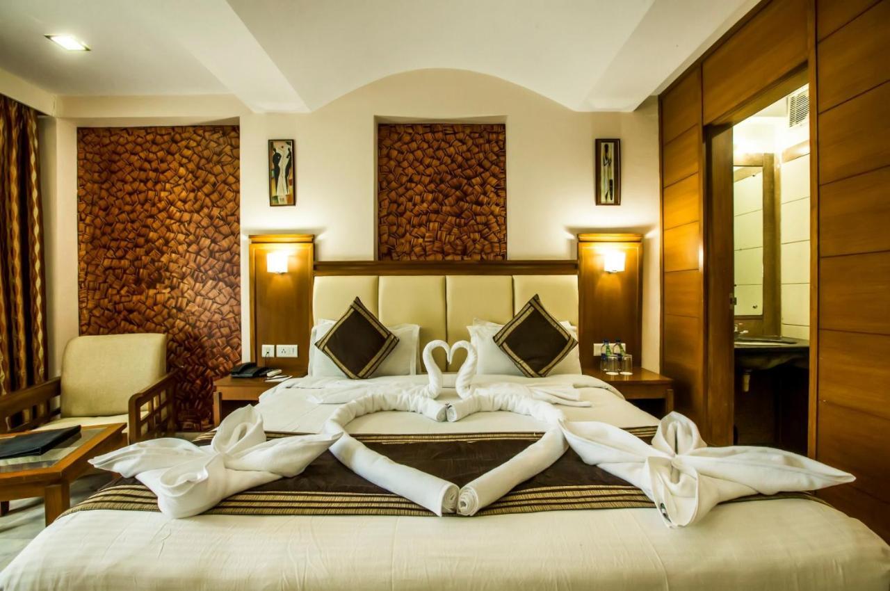 Hotel Golden Manor Jaipur Bagian luar foto