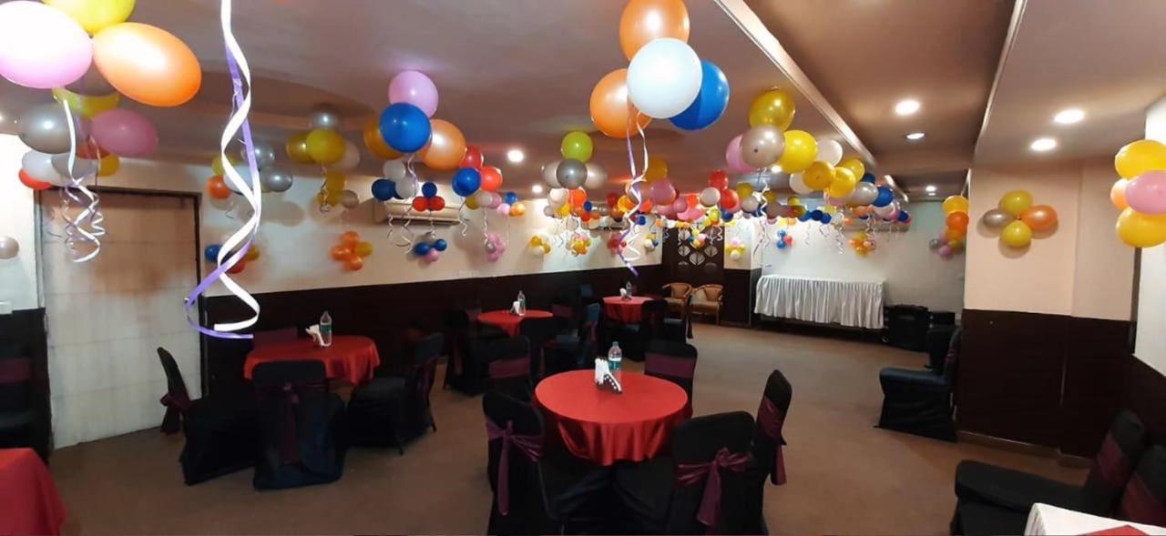 Hotel Golden Manor Jaipur Bagian luar foto