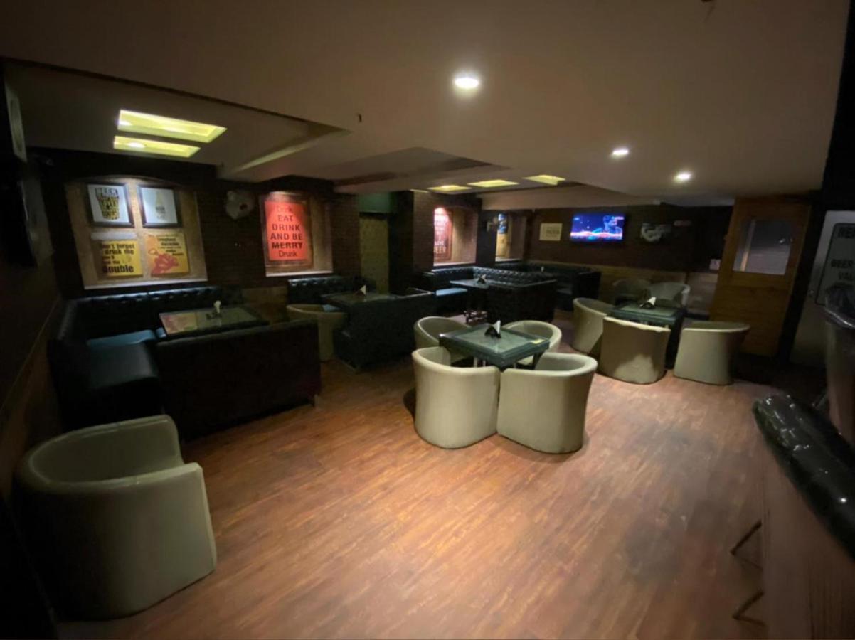 Hotel Golden Manor Jaipur Bagian luar foto